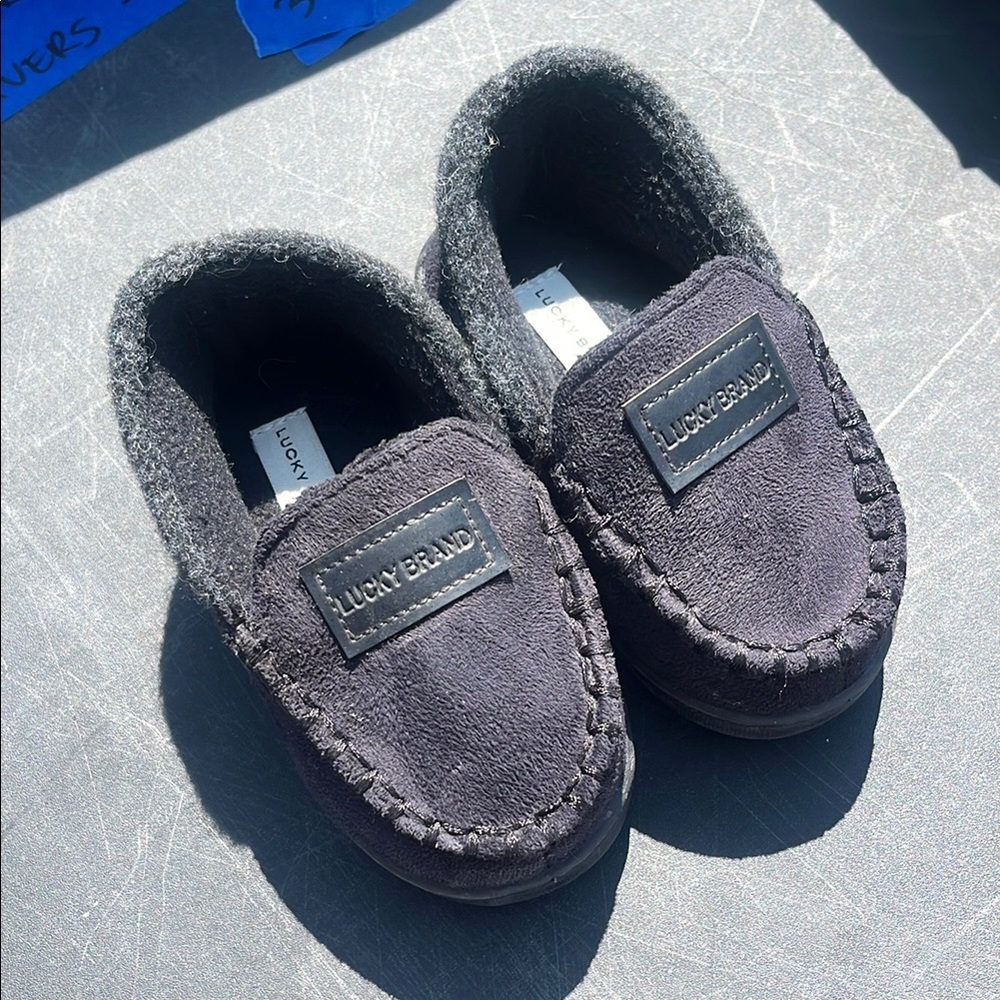 Lucky Brand Charcoal Suede Moccasins